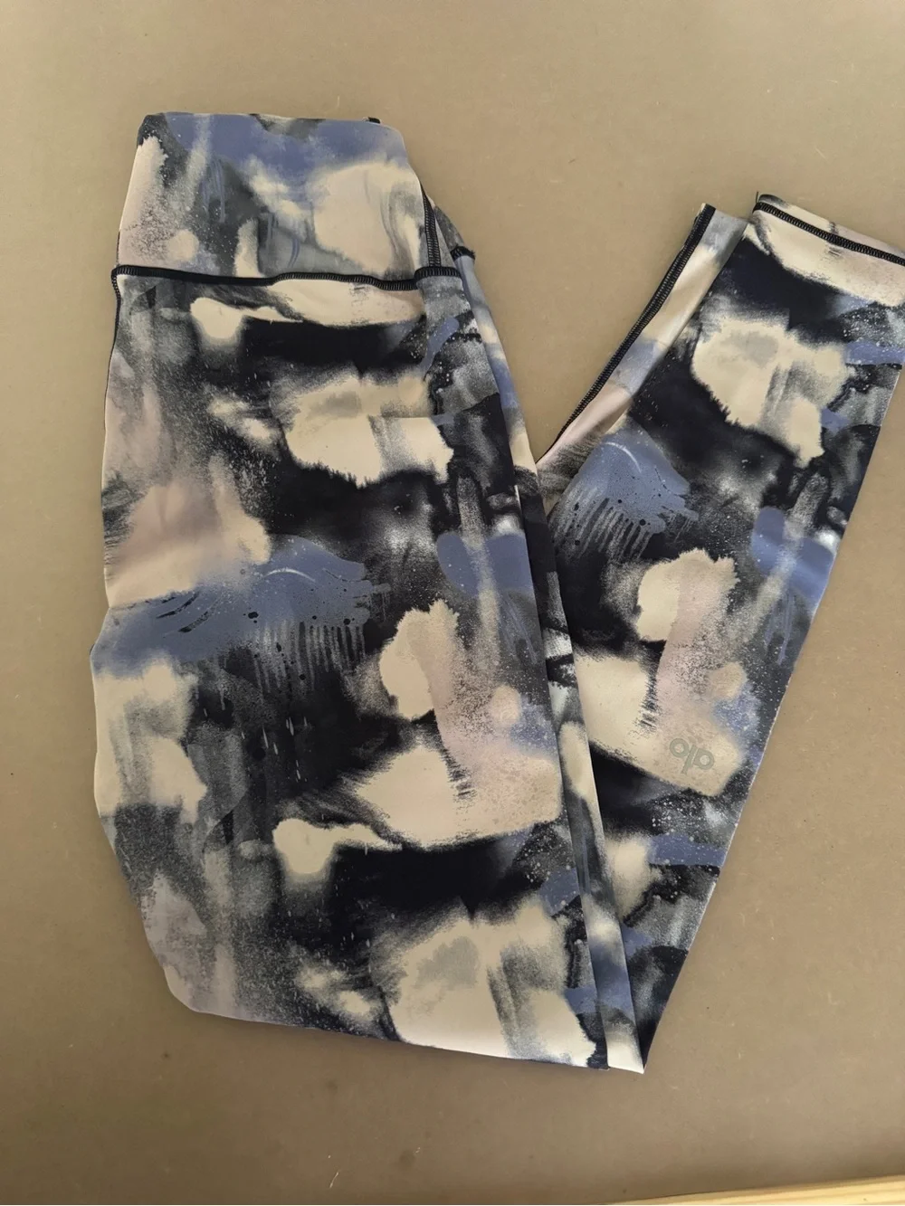 RARE Alo Yoga SET
